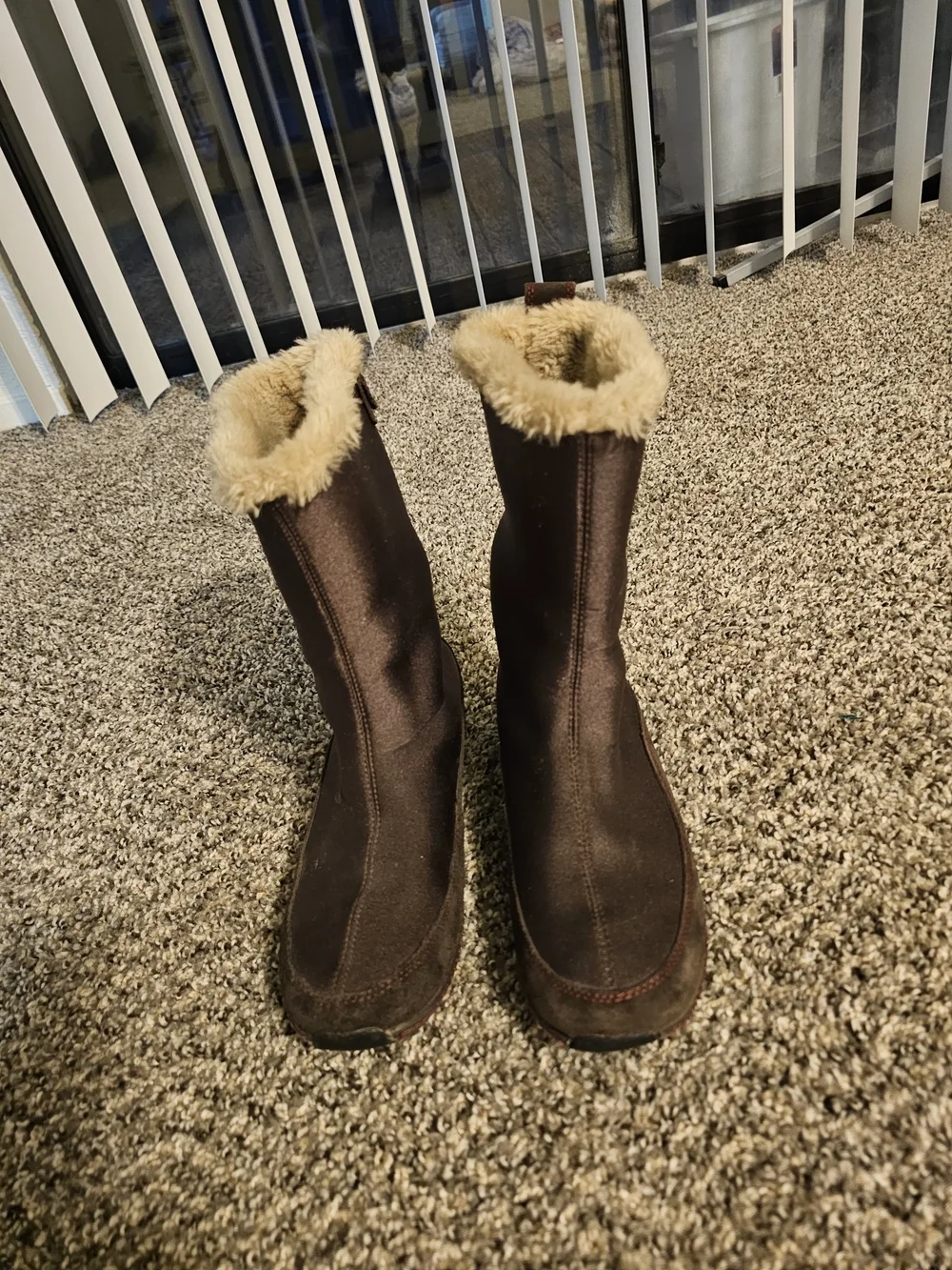 Aetrex Brown Winter Boots with Faux Fur Trim